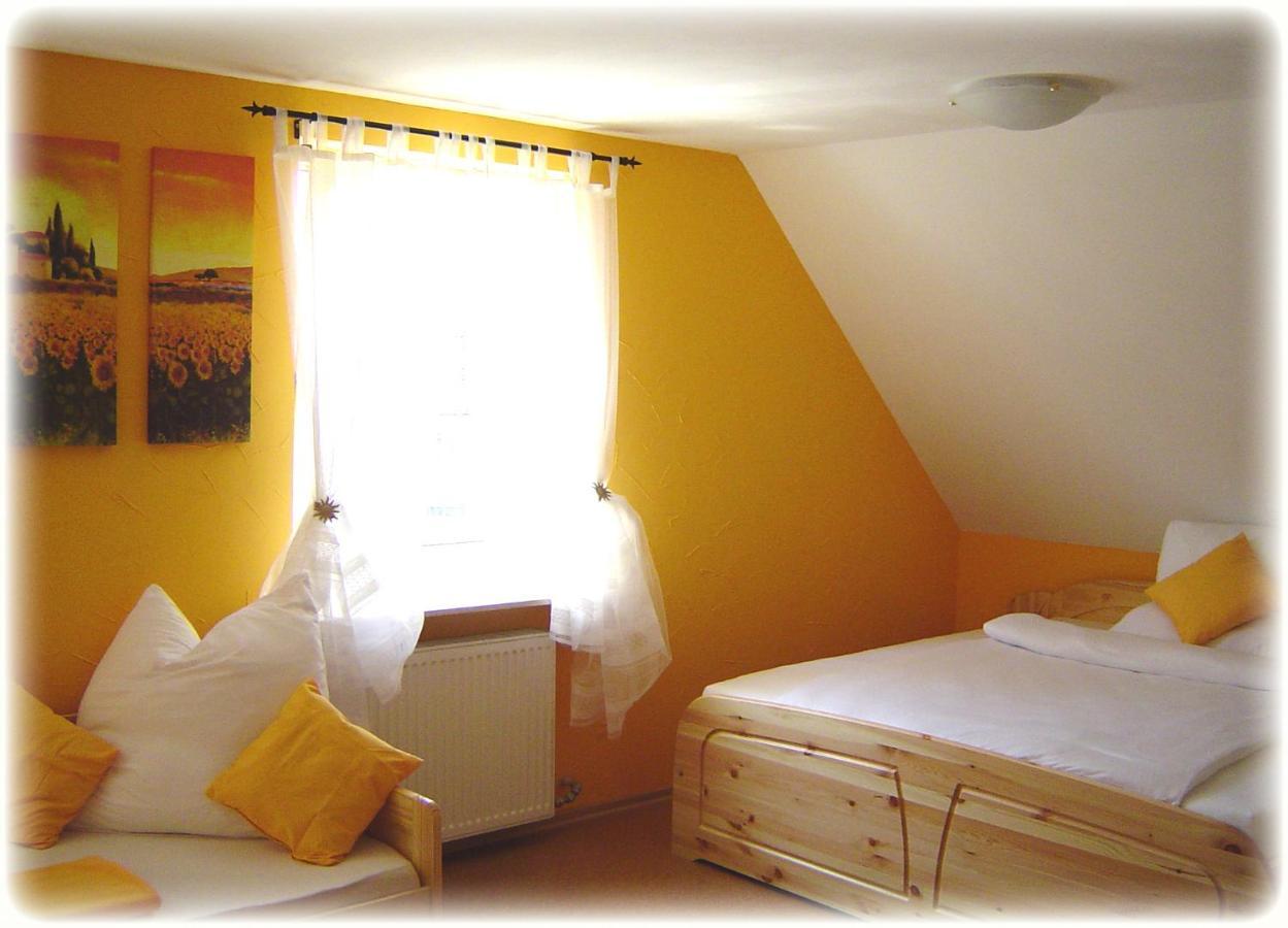 Oberndorf am Neckar Gasthof Hotel Traube מראה חיצוני תמונה