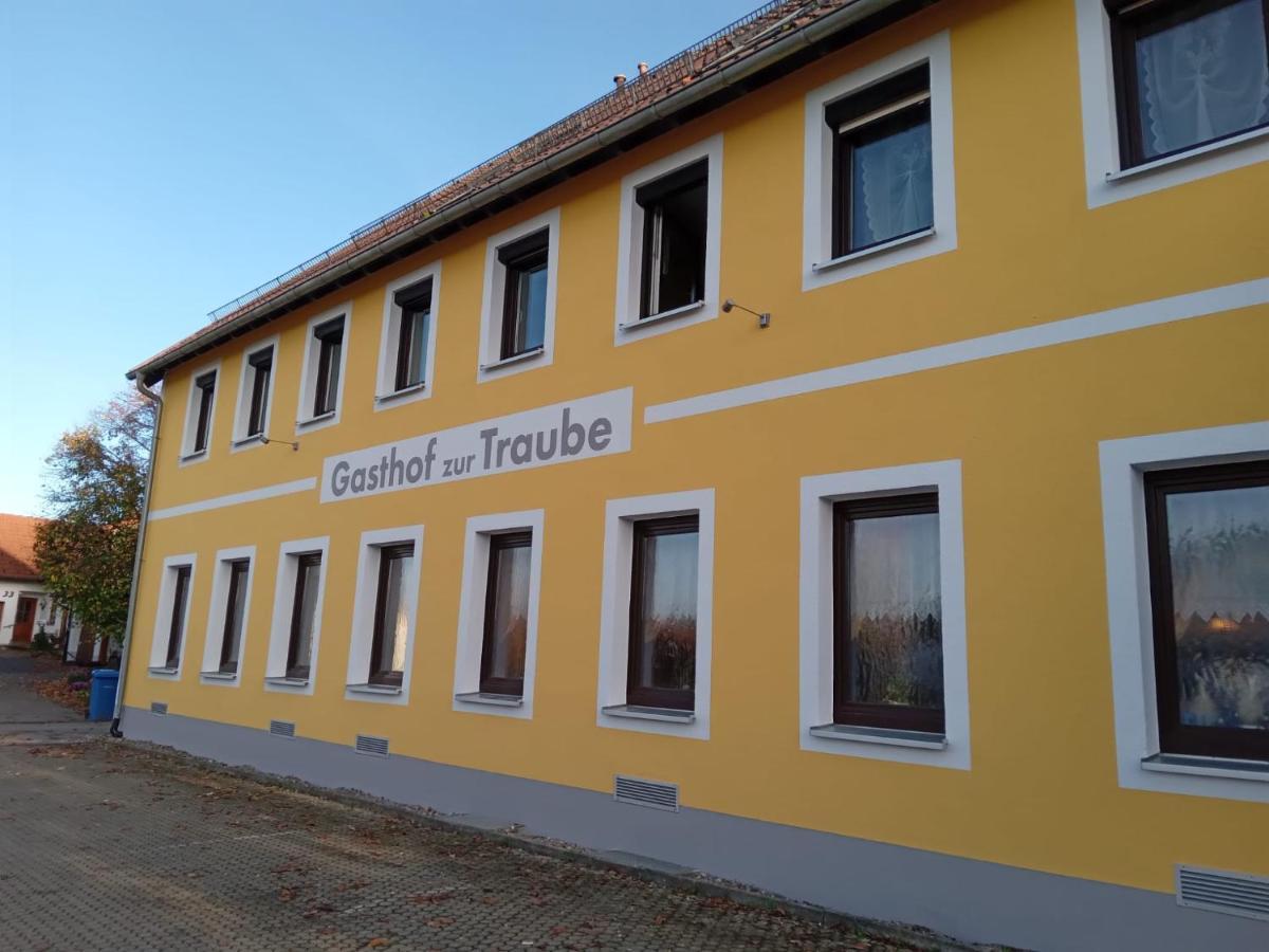 Oberndorf am Neckar Gasthof Hotel Traube מראה חיצוני תמונה