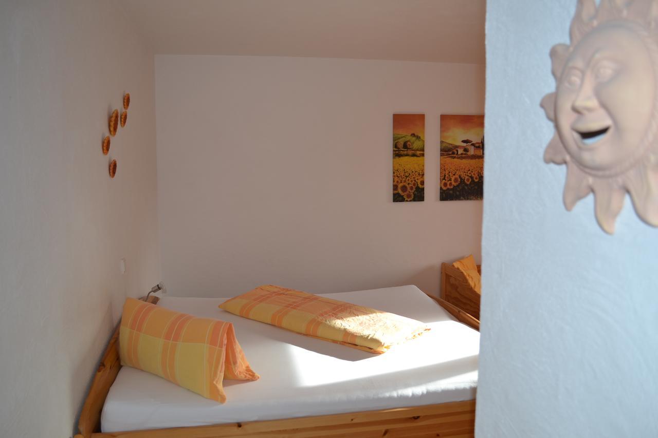 Oberndorf am Neckar Gasthof Hotel Traube מראה חיצוני תמונה